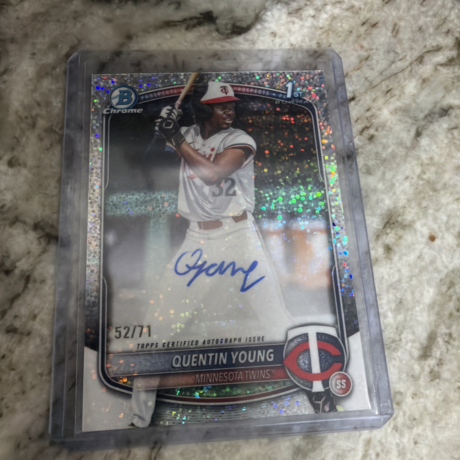 2025 BOWMAN CHROME DRAFT QUENTIN YOUNG 1ST AUTO SPARKLE REFRACTOR /71 #CPA-QY