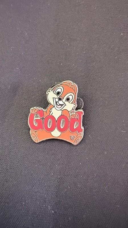 2011 Chip and Dale Good Disney pin Hidden Mickey Retired