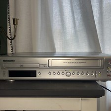 Sylvania DVD/VCR Combo Model: SSD800 No Remote Included Tested and Working