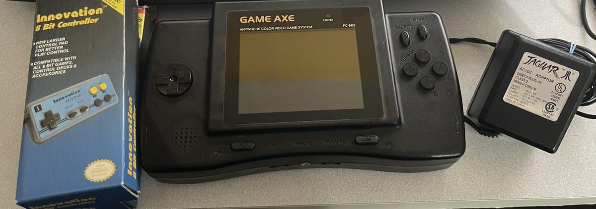 GAME AXE COLOR FC-868 REDANT ポータブルゲーム機 ファミコン互換機 