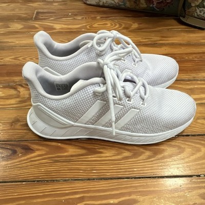 adidas Questar Flow NXT Triple White Mesh Low Top Lace Up Athletic Sneakers