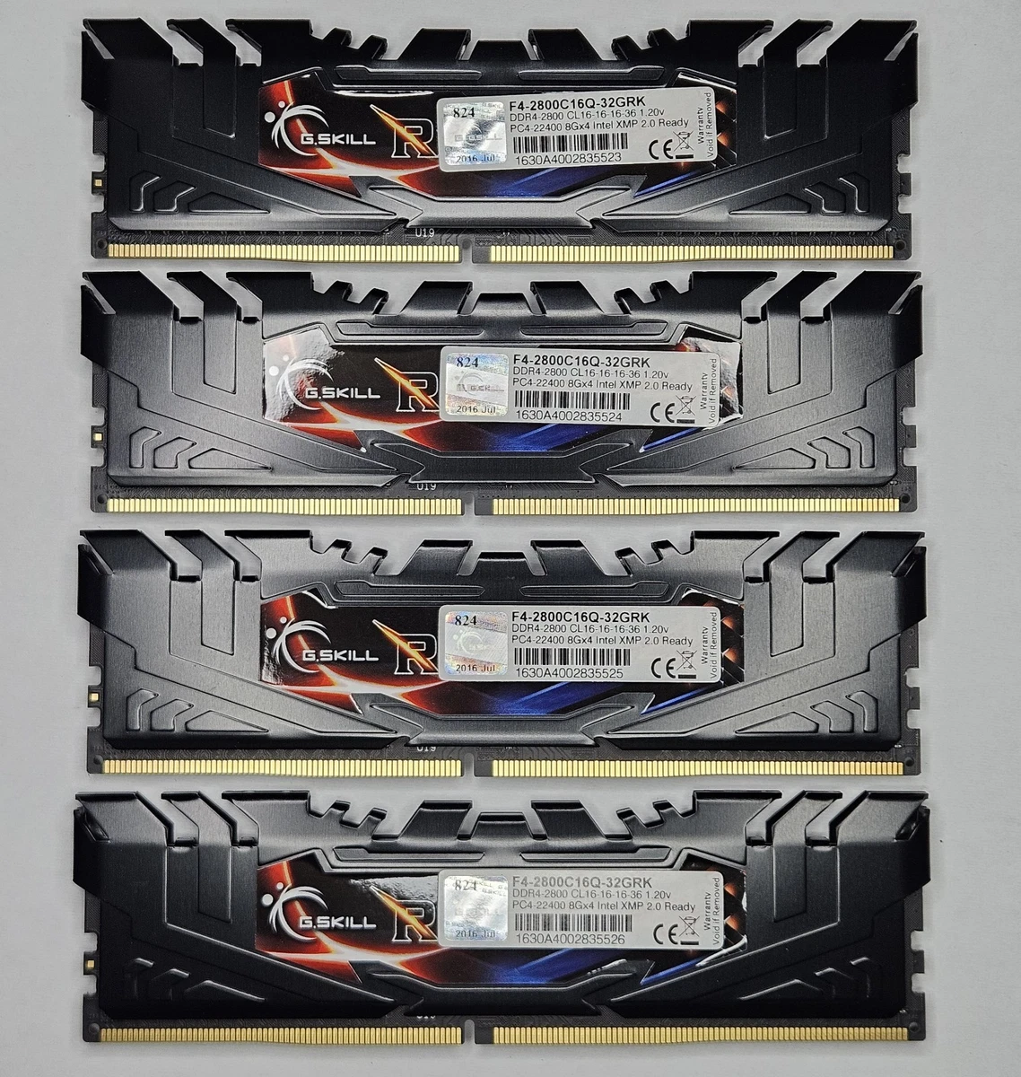 PC4-22400 (DDR4-2800) Bus Speed Computer RAM 8 GB Capacity per