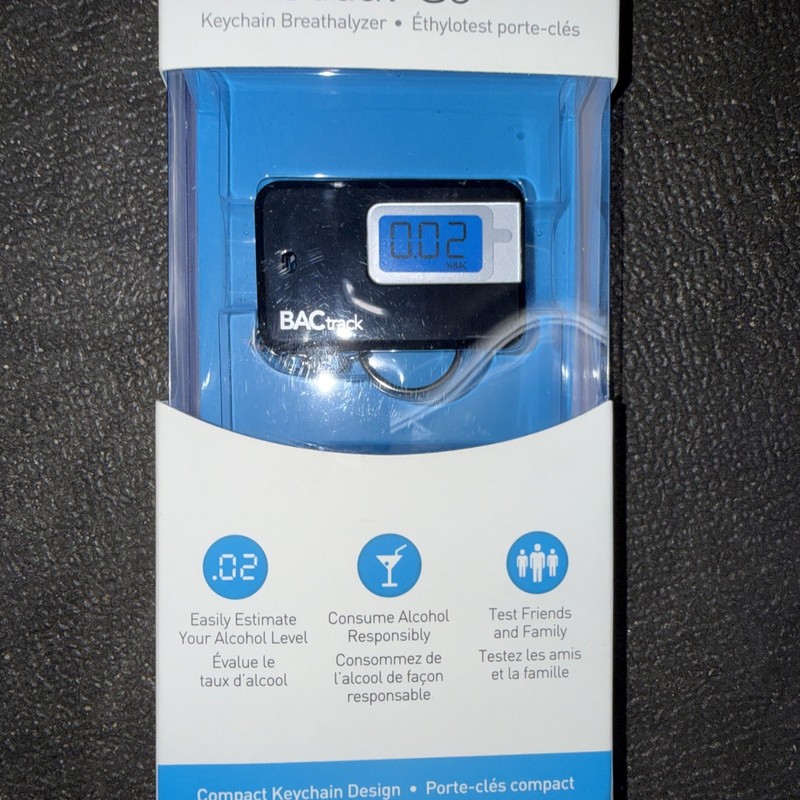 BACtrack Go Keychain Breathalyzer Ultra-Portable Pocket Keyring Alcohol Level