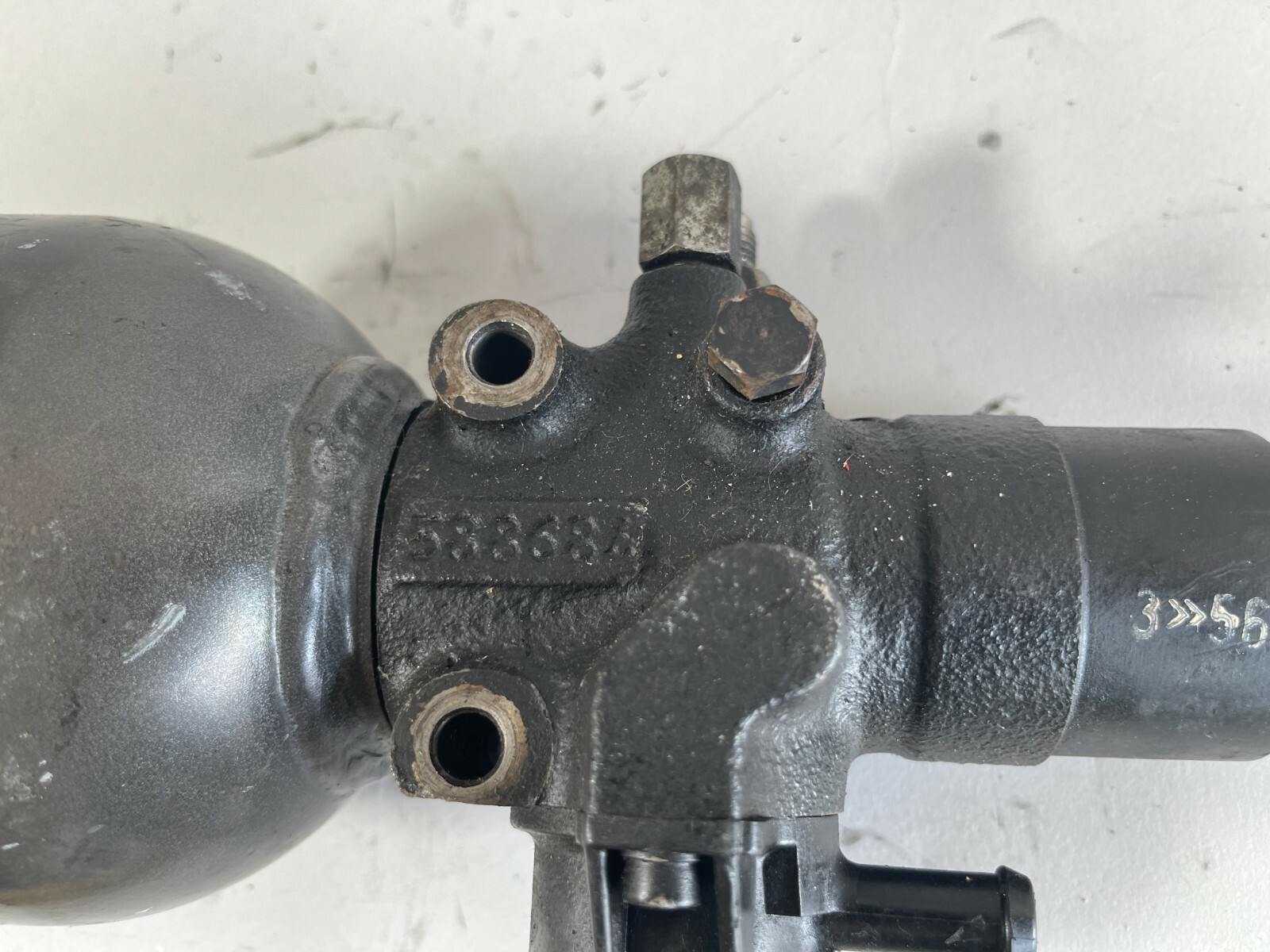 Rolls Royce Bentley Eight Silver Spur Spirit Front Suspension Accumulator Valve 