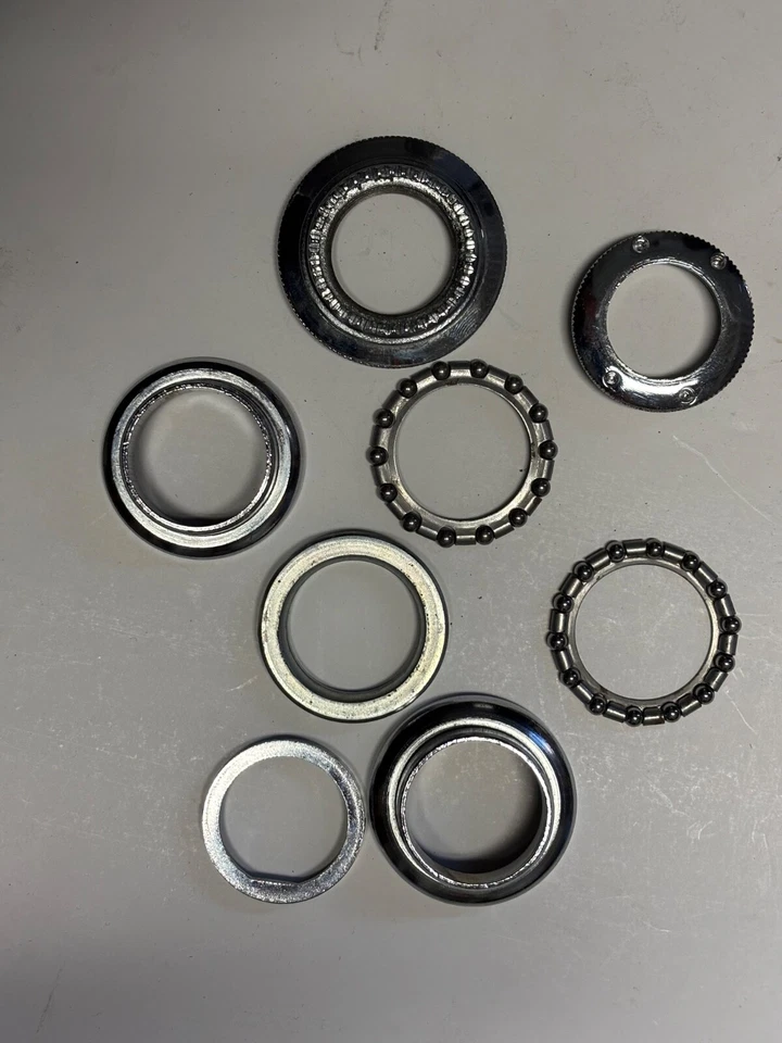 Auriculares NOS Stronglight P3 roscados franceses 1" Foto 3 de 3