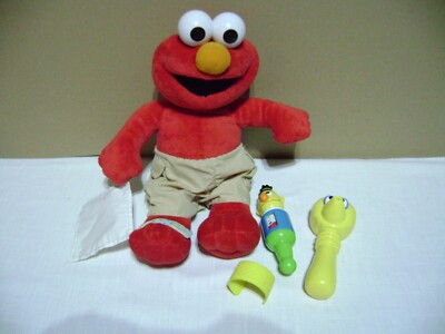 2004 Fisher Price Sesame Street 'Check Up Time' Talking Elmo Plush Tested  WORKS