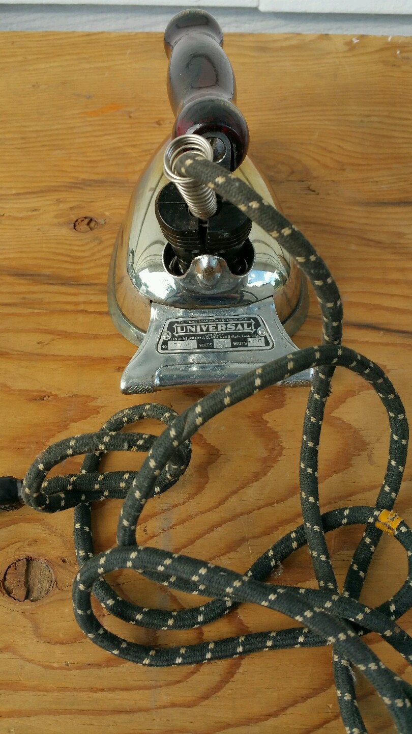 Universal Electric Iron No. E7709 VINTAGE IRON eBay