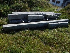 Historische, sehr alte Granitsäulen, Länge bis 4,30 m