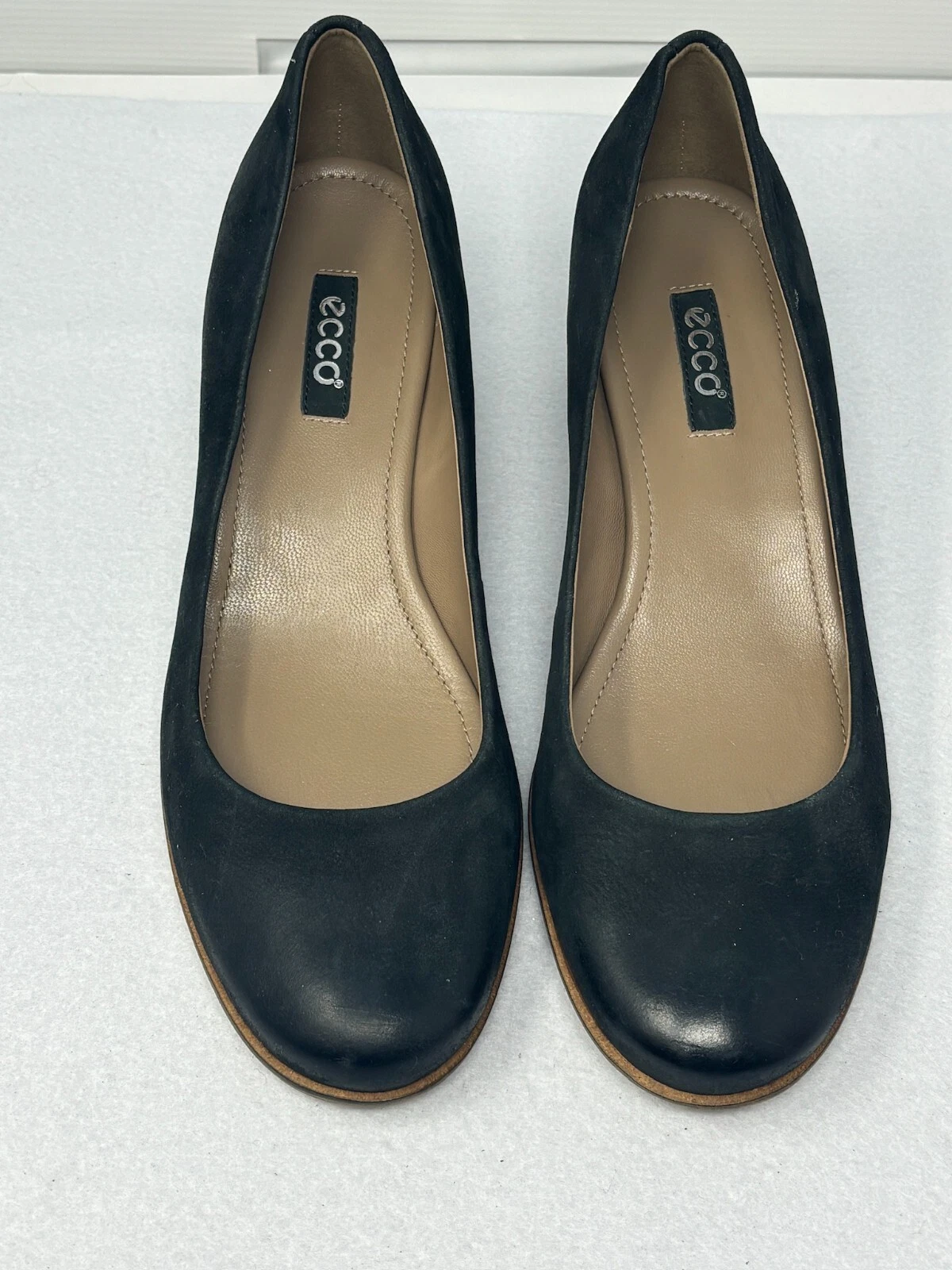 Scarpe donna ECCO nere in pelle decolte slip on tacco misura 40 9 9 5