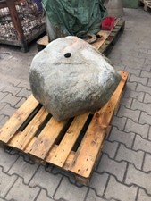 1 großer Findling mit Bohrung, Quellstein ,Naturstein ,Brunnenstein ,Wasserspiel