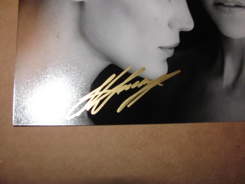 Katee Sackhoff sexy 8"x10" Hand-Signed Autographed Photo Beckett Witnessed SWAU - Afbeelding 5 van 9