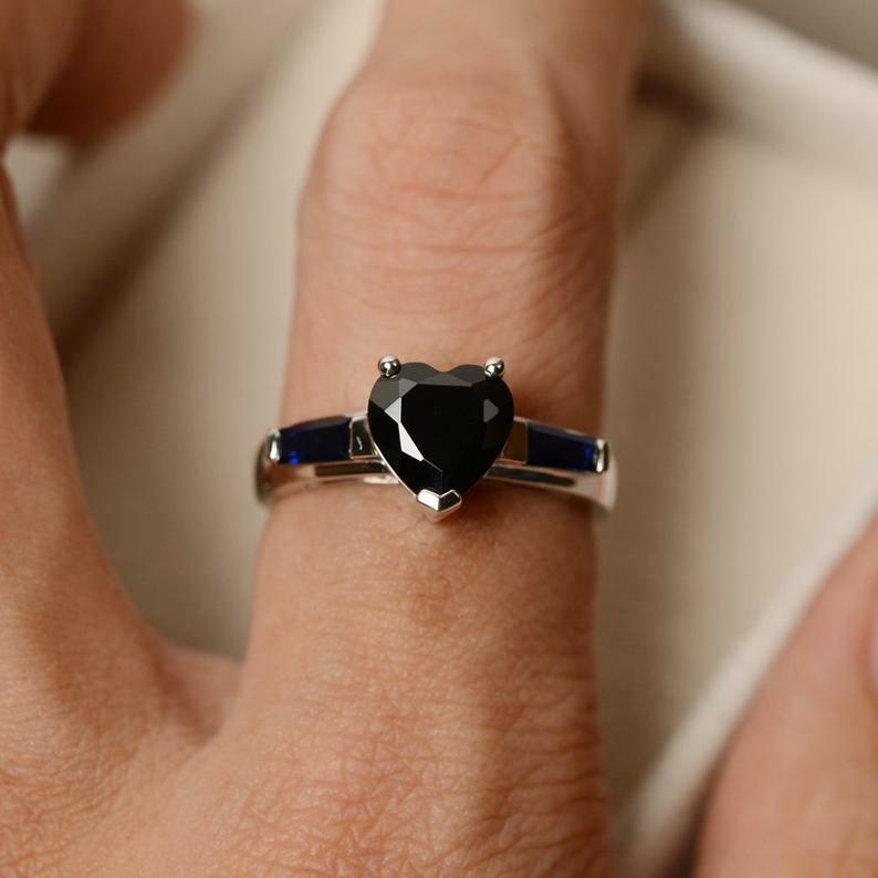 ★SENTIMENTS★ NO.324 [BLACK] GEOMETRY HEART RING Gothic Heart Ring in 14k White, Yellow or Rose Gold With