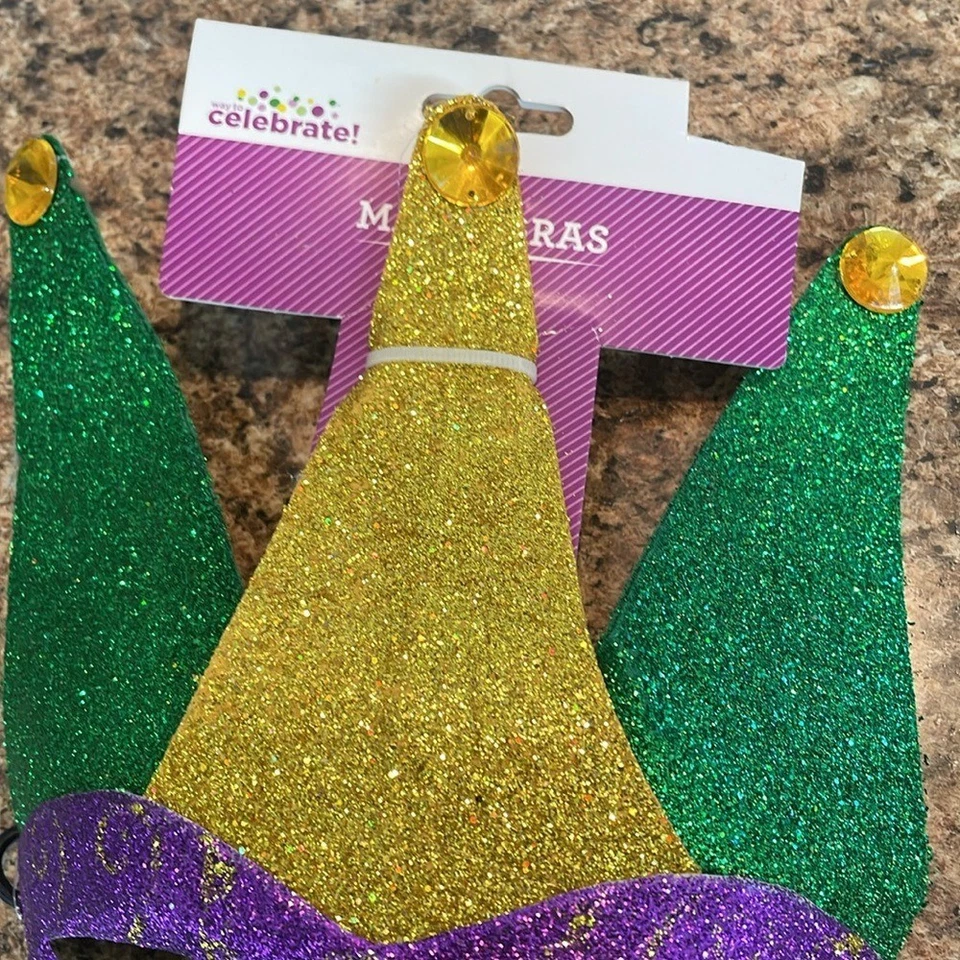 Mardi Gras 闪耀小丑面具 - 绿色、黄色、紫色 — 第 4/4 张图片