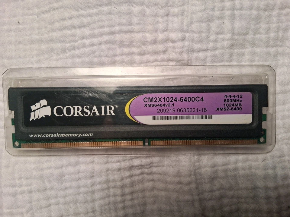 Corsair CM2X1024-6400 DDR2 Memory 1GB Total - Image 4 of 4