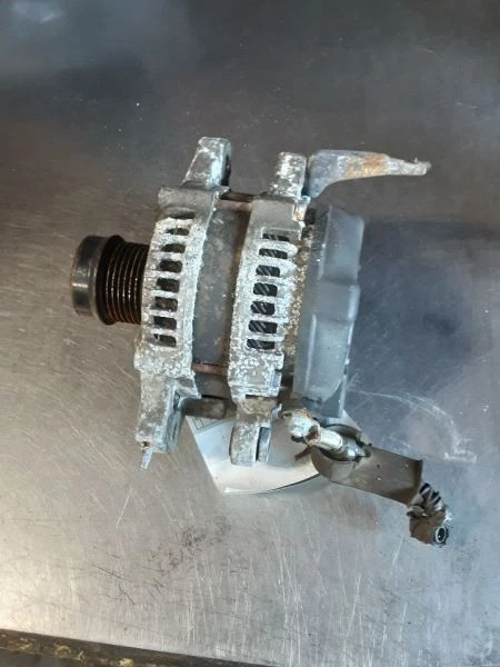 Alternator Fits 06-13 LEXUS IS250 486937 - Image 3 of 4