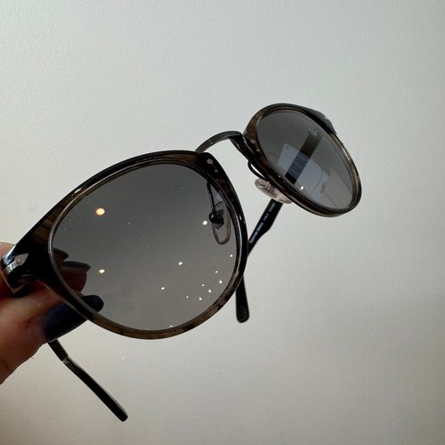 Occhiali da sole Persol Typewriter Edition PO 3108-S nero lenti polarizzate blu chiaro - Foto 11 di 13