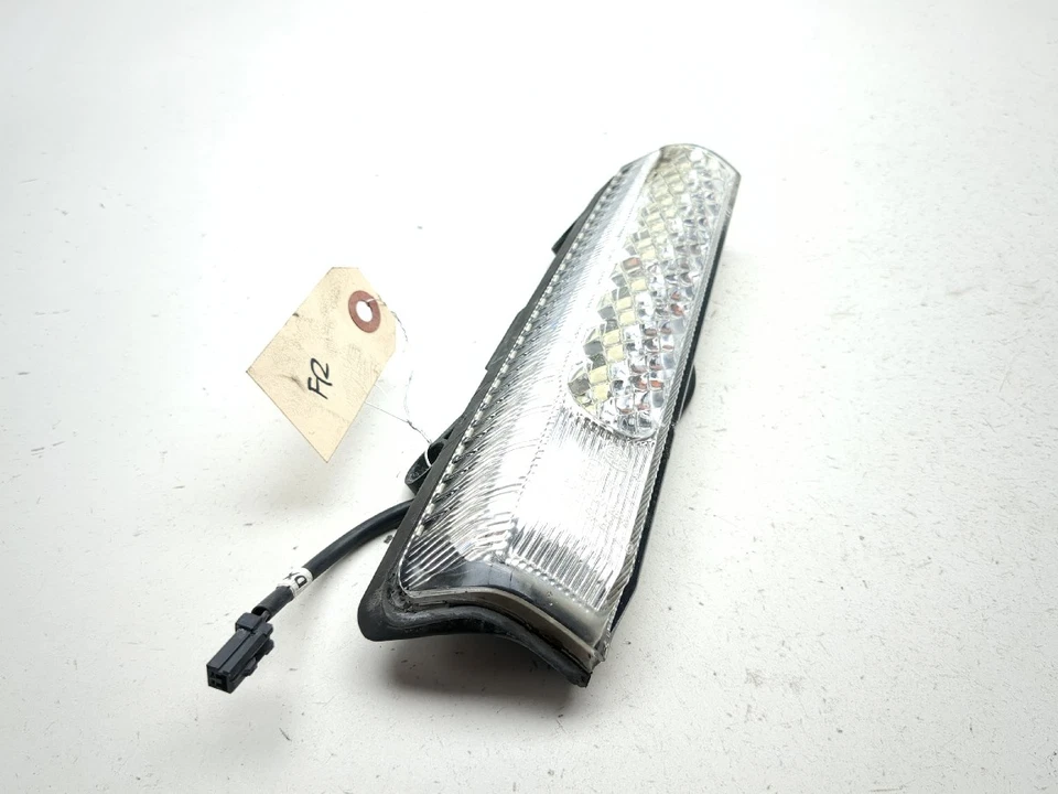 11-15 Ducati Diavel Front Right Turn Signal Flasher Indicator Light 53010261A - Image 2 of 4
