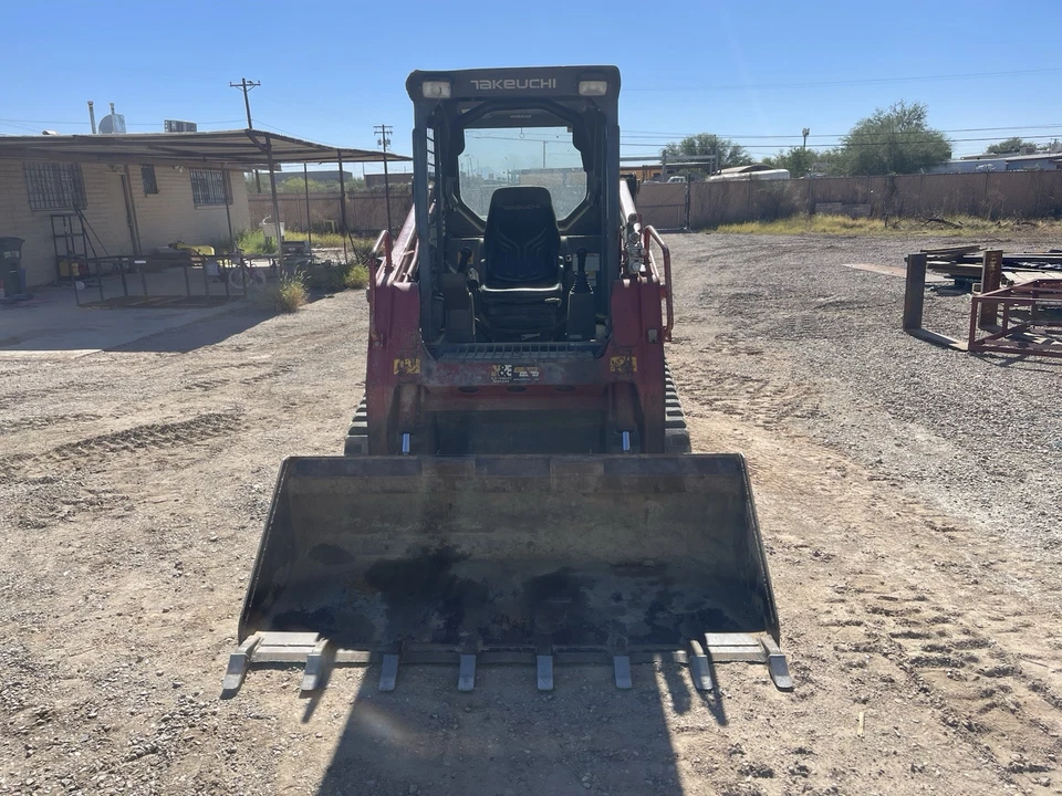 Cargador de orugas Takeuchi 2018 Foto 4 de 4