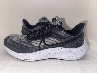 Nike Air Zoom Pegasus 39 Woman s Size 9.5