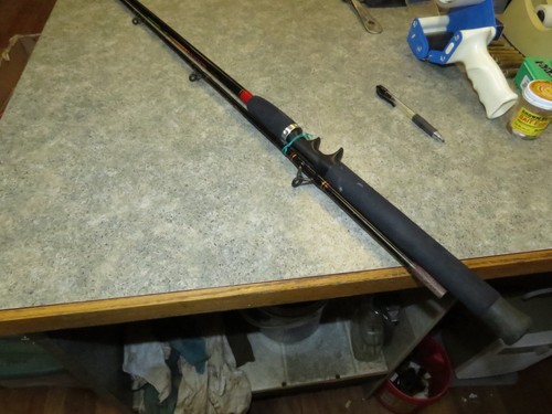 Vintage Zebco Rhino Tough Glow Tip Spinning Rod Model ZRS662MT 6' 6" 2-piece rod