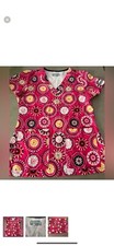 MEDCOUTURE Women s Flowered Scrub Top