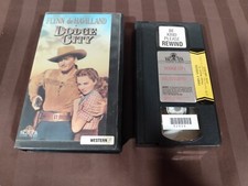 Dodge City 1939 VHS -  Errol Flynn Olivia de Havilland