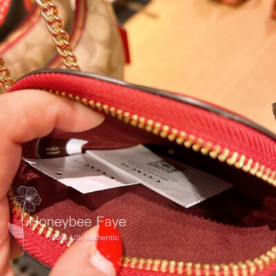 小物 Rare Coach Red Signature Coin case Vintage COACH Red Leather Zip Around Coin - Card Case - Wallet