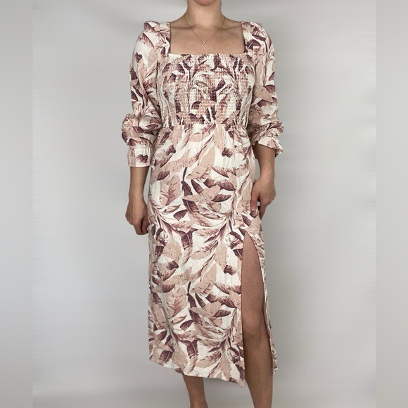 HOUSE OF HARLOW 1960 Floral Smocked Square Neck Puff Sleeve MIDI Slit Dress