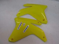 K61.SUZUKI RMZ 450 OWIEWKA ZBIORNIKA BOCZNA PRAWA LEWA, OWIEWKA ZBIORNIKA ROK PROD. 05-06