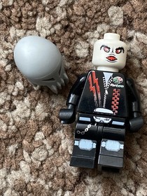LEGO Skull Twin Minifigure sp101 5973 5980 Space Police 3 CMF Lot Rare Alien HTF