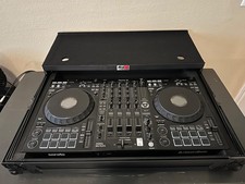 Pioneer DJ DDJ-FLX10 with PRO X flight case
