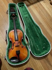 Acoustic 4/4 Violin Varnish Finish Brown w/ Chinrest Right Handed  Hard Case