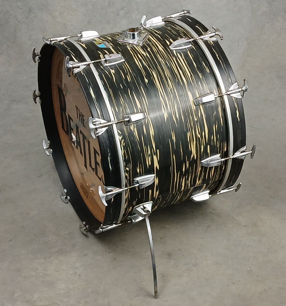 LUDWIG 14X 22 BOWLING BALL OYSTER BLACK BASS DRUM, EARLY 70's