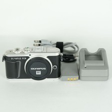 OLYMPUS PEN E-PL9 Body Black Micro Four Thirds Mount, Shutter Count 1,087