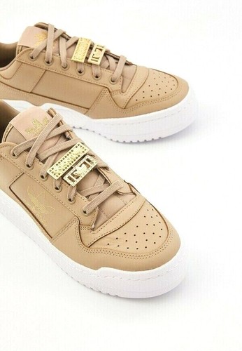 beige workout shoes