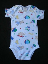 Vintage Carter's White One Piece Multicolor Bears Blocks Elephants 6-9 Months