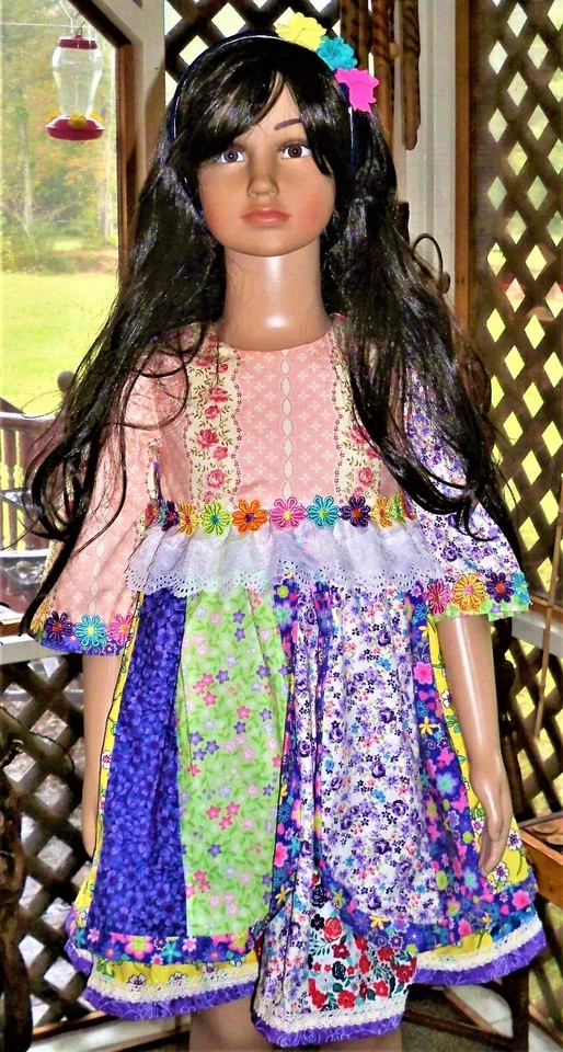 Girls Handmade One Of A Kind Flower W/Hair Decor Dress. Size 3-4T. 1 Available - Image 4 of 4