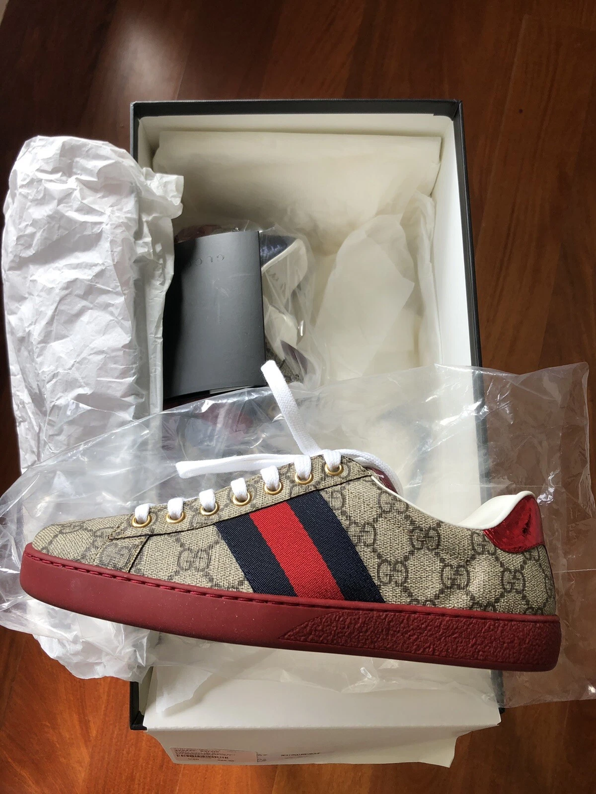 Baskets basses Gucci Ace GG Supreme beige bleu rouge homme pointure 6,5 7M