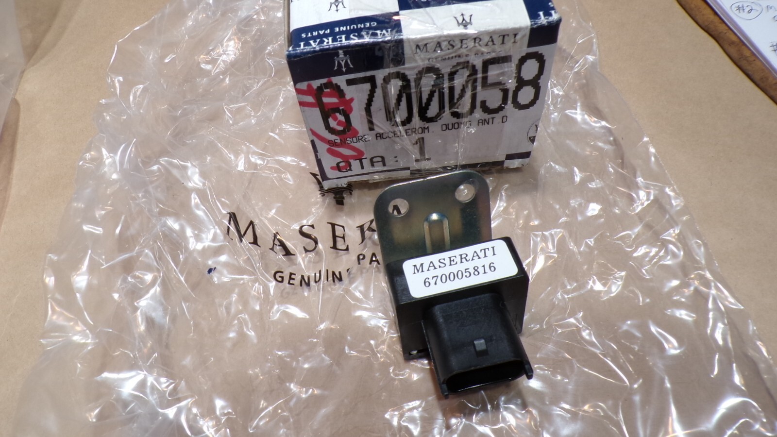 Maserati Acceleration Sensor New OEM # 670005816