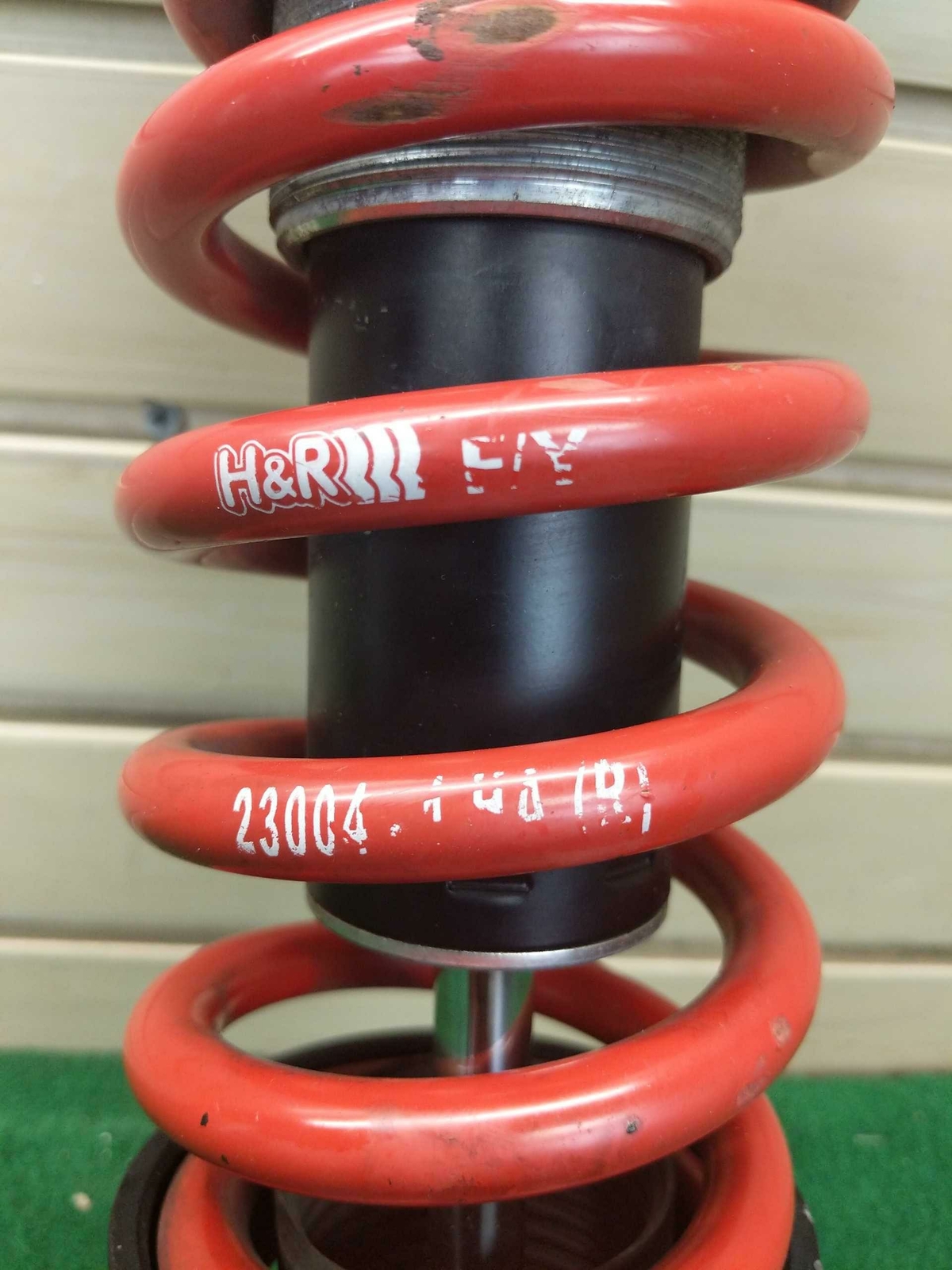 2018 Audi R8 Plus V10 OEM RH Rear Strut Assembly H&R 23004-4 R Spring