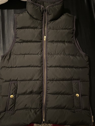 NWOT J. Crew Mountain Puffer Vest Size 