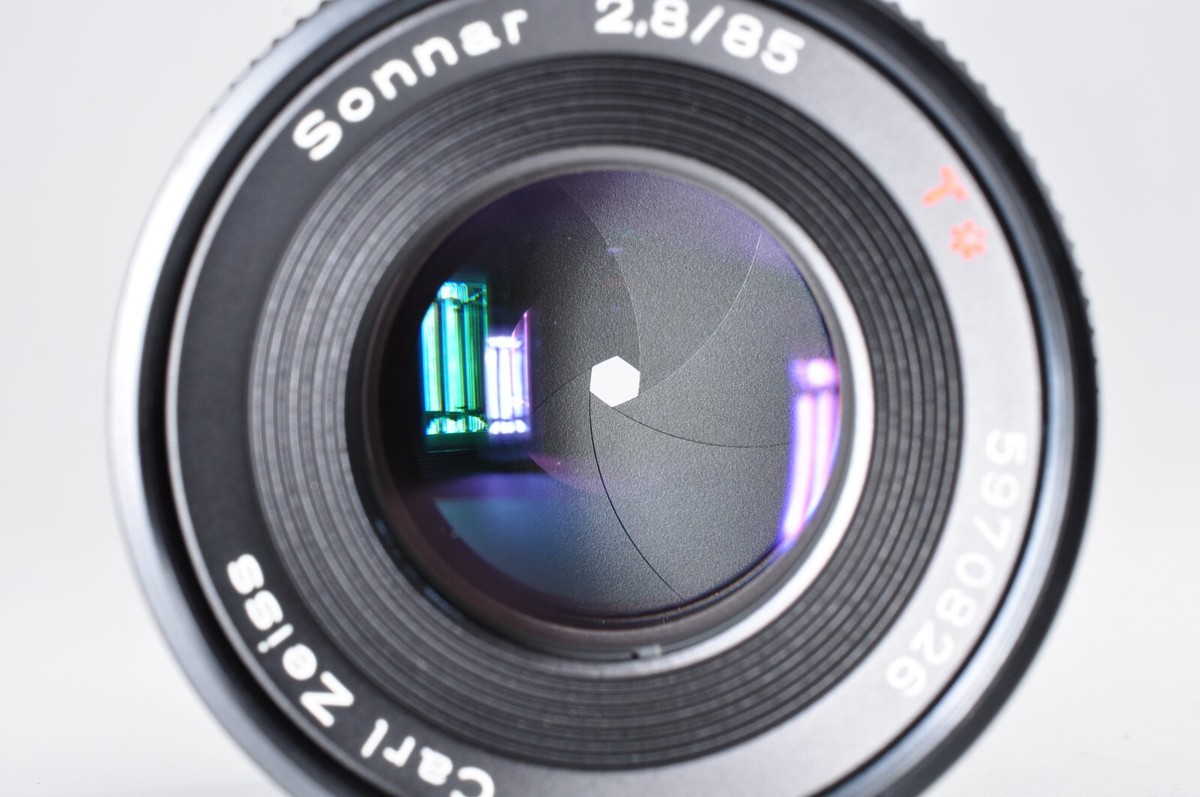 Contax Carl Zeiss Sonnar T* 85mm F/2.8 AEG MF Portrait From Contax Carl Zeiss Sonnar T* 85mm F/2.8 AEG MF Portrait From