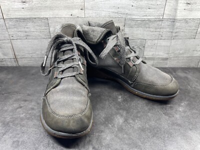 Chaco Boots Women 7M Barbary Shoes Gray Suede Lace Up Side Knit Trim Comfort