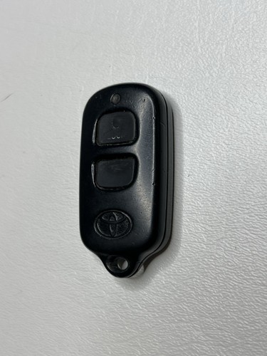 OEM 2000-06 TOYOTA TUNDRA CELICA REMOTE KEY FOB KEYLESS ENTRY 3 BTN LIGHT TESTED - Picture 2 of 6