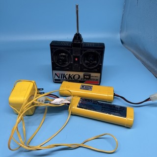 Nikko R/C Systems 2 Channel Am27mhz 2 Batteries & Charger (read) #AB