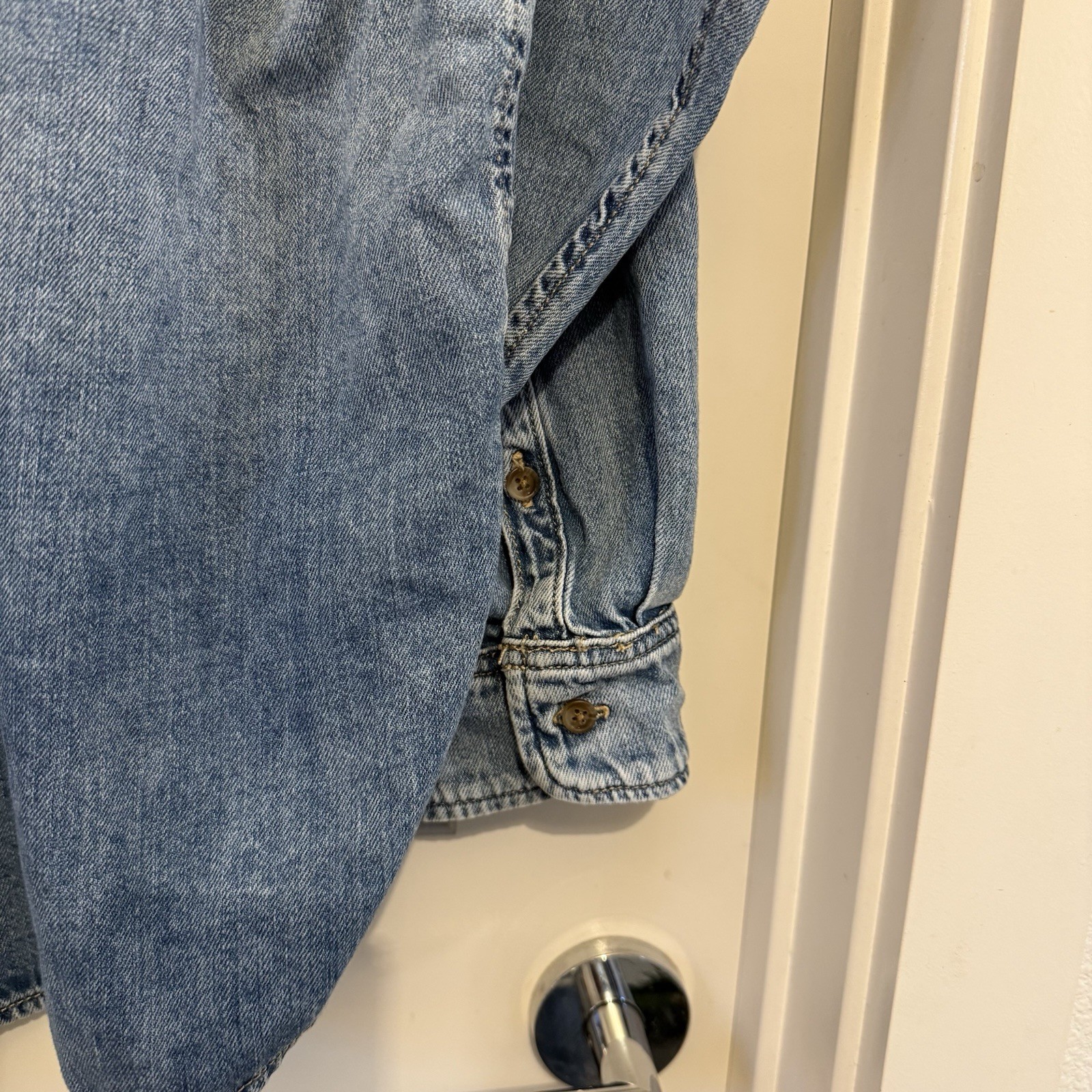 Universal Thread midweight denim Oversized Shirt … - image 9