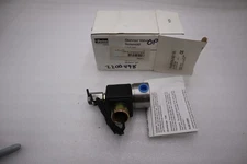 NEW IN BOX PARKER 71315SN2GNJ1N0C111P3 SOLENOID VALVE STOCK H732A