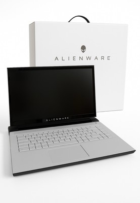 Alienware Area 51m R2 17,3'' 4K  i7-10700 RTX 2080S 64GB 2TB SSD Top Zustand-OVP
