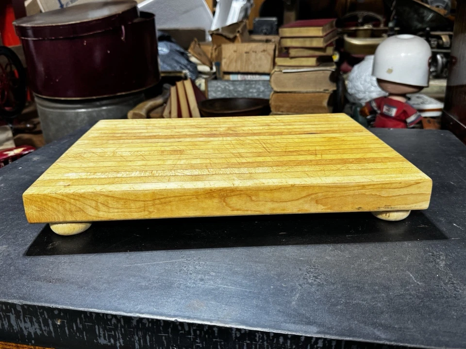 Vintage Wood butcher block Cutting Bread Board Chopping Footed country 16" - Image 2 of 4