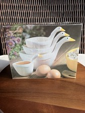 Vintage JSNY Nesting Geese Measuring Cups Set of 4 Melamine NIB Brand New Rare